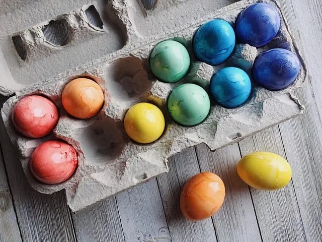 Come Creare Decorazioni Fai da Te per Festività Speciali