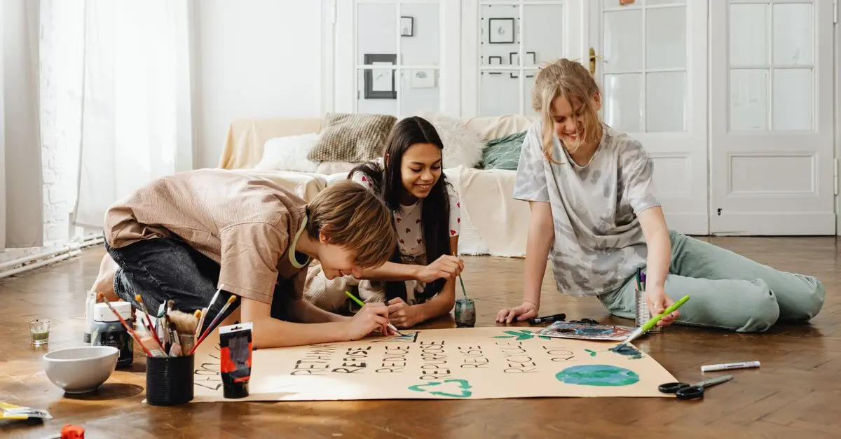 5 Tecniche per Creare Decorazioni Fai da Te con il Riciclo