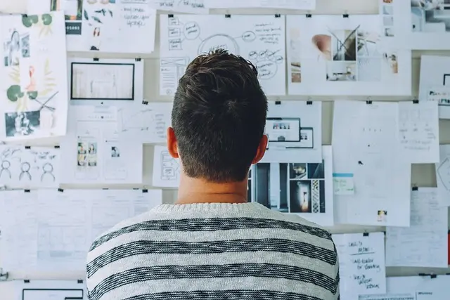 10 Progetti Fai da Te per Riciclare Materiali di Uso Quotidiano