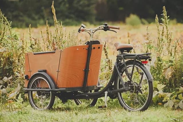 Come Creare Oggetti Fai da Te Innovativi con Materiali Riciclati