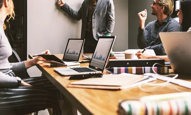 Come Creare Progetti Fai da Te con Materiale Riciclato