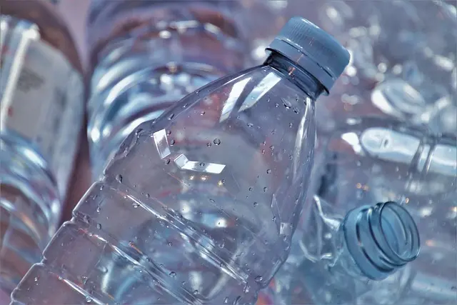 Come Creare Un Oggetto Fai Da Te Innovativo con Materiali Riciclati