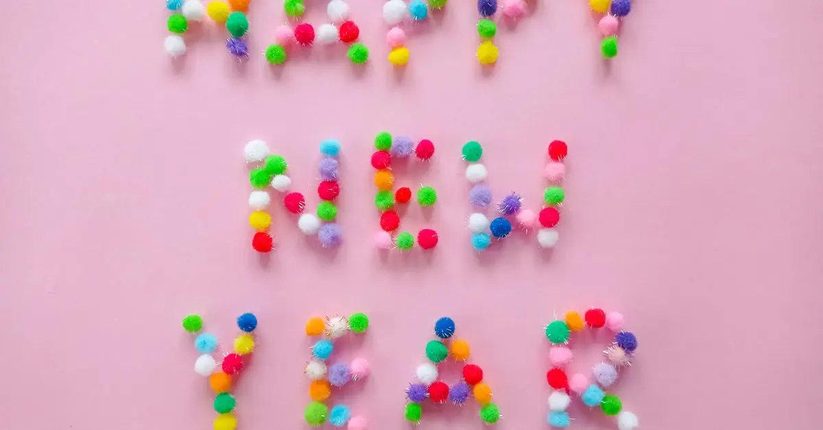 Come Creare Decorazioni Fai da Te per la Festa di Fine Anno