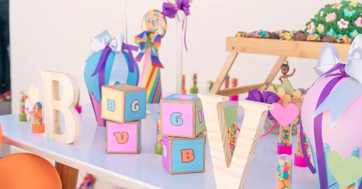 Come Creare Decorazioni Fai da Te per la Festa di Compleanno