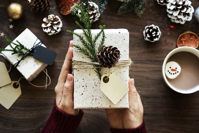 Come Creare Decorazioni Natalizie Fai da Te Originali